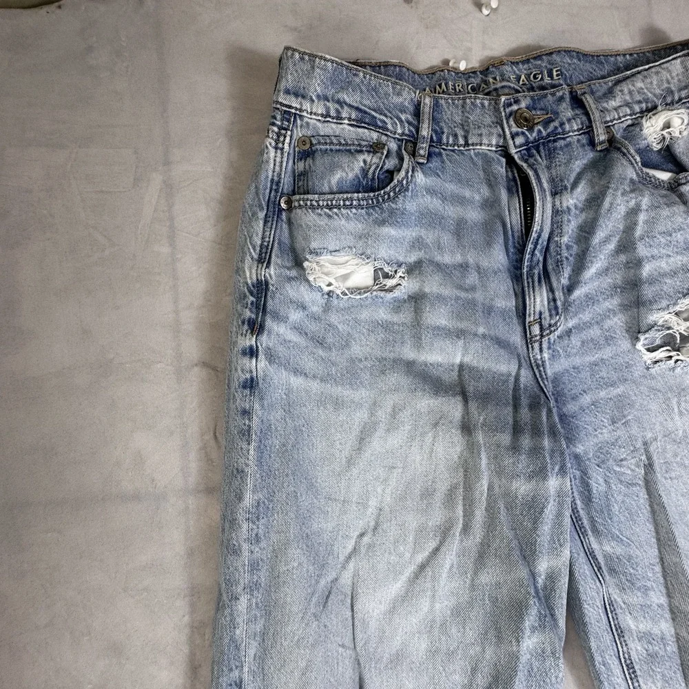 American Eagle Womens Wide-Leg Jeans Light Blue Denim High-Rise Baggy Ripped 2 - Picture 3 of 16